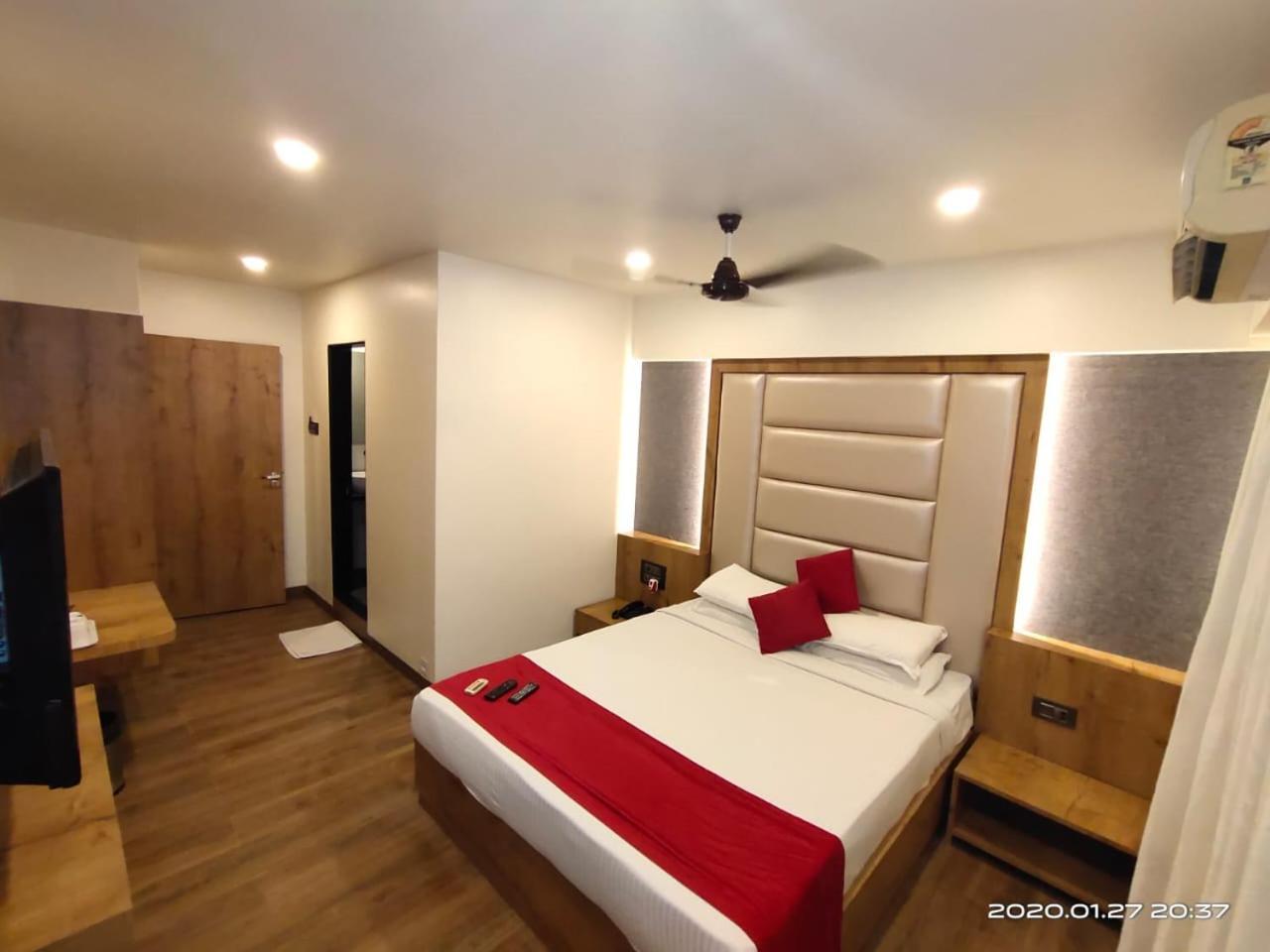 Hotel Heritage Dakshin นาวีมุมไบ ภายนอก รูปภาพ